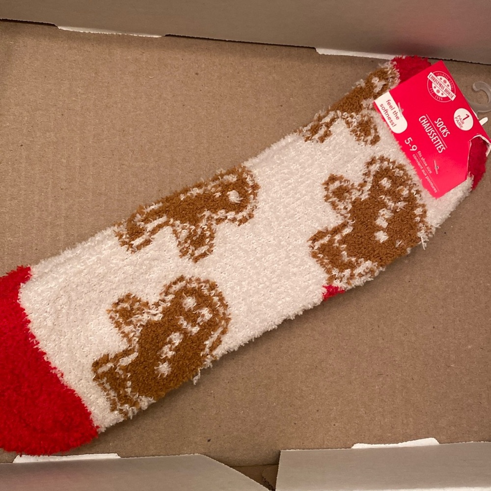 Gingerbread cozy socks